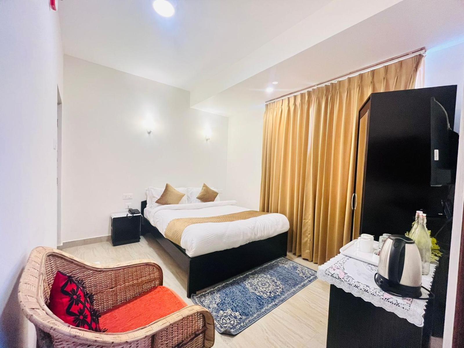 Maplewood Hotel & Spa Gangtok Bagian luar foto