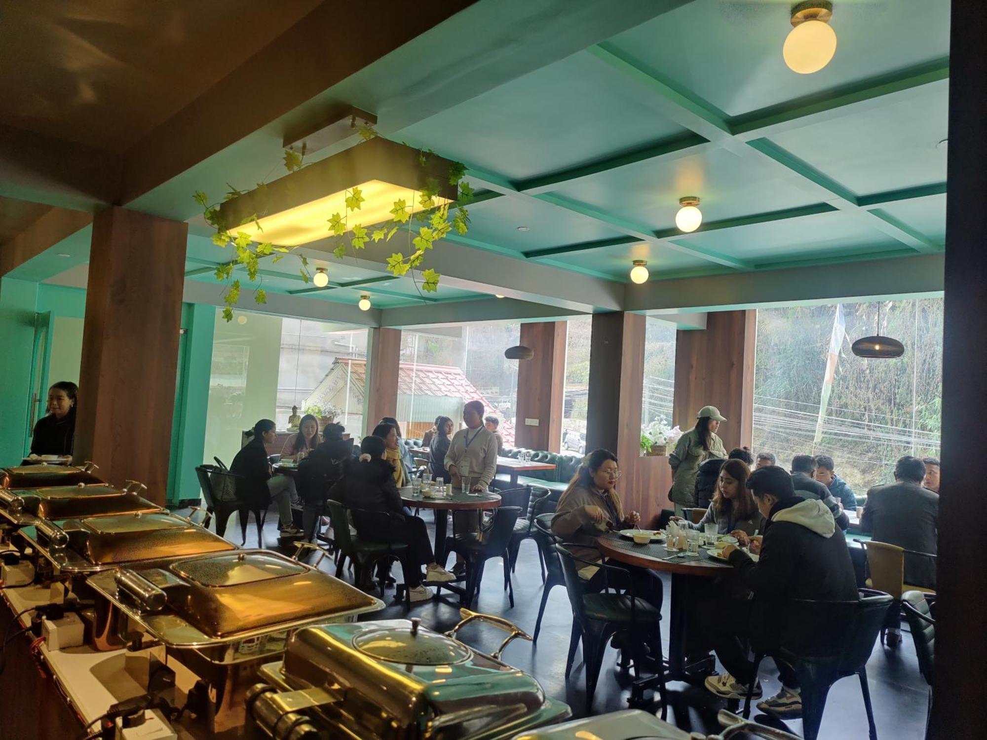 Maplewood Hotel & Spa Gangtok Bagian luar foto