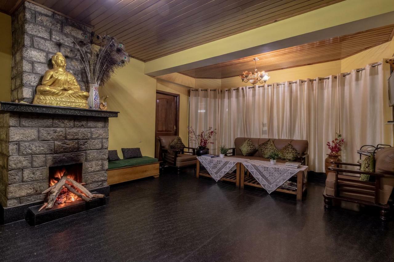 Maplewood Hotel & Spa Gangtok Bagian luar foto
