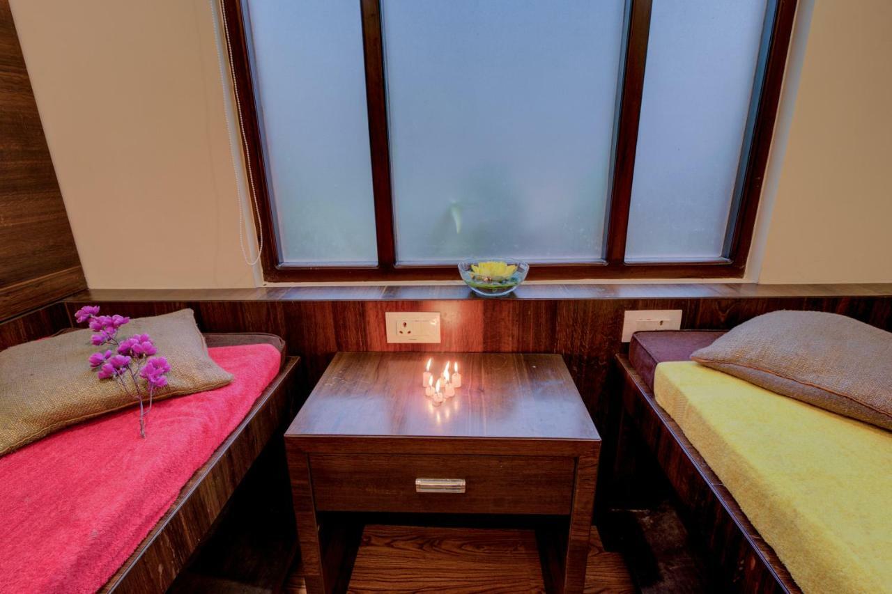 Maplewood Hotel & Spa Gangtok Bagian luar foto